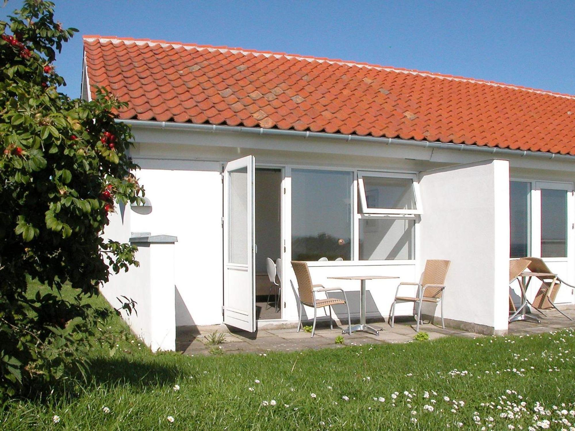 2 Person Holiday Home In Allinge Extérieur photo